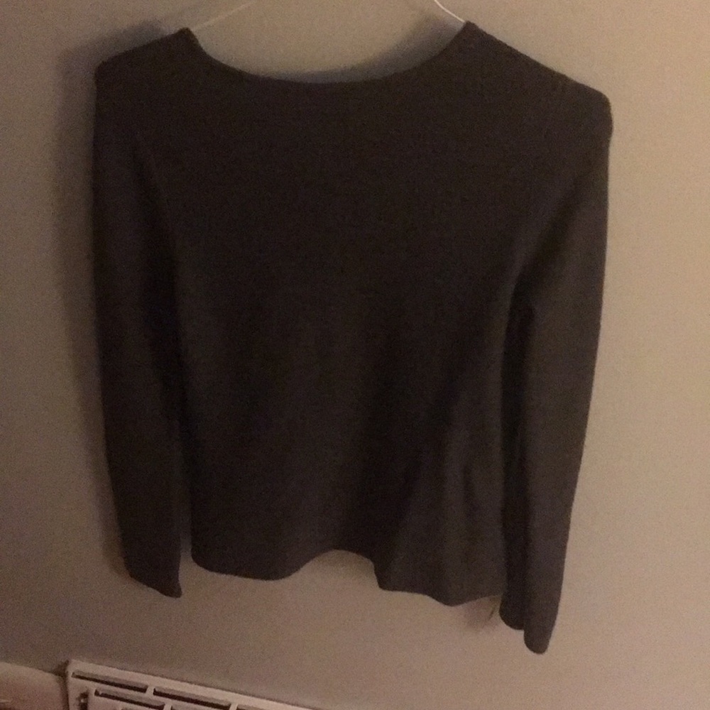 Sweater - Picture 5 of 5